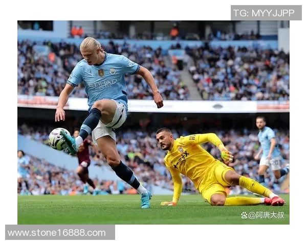 英超焦点战曼城与皇马战平帽子戏法引发全场热潮战术解析