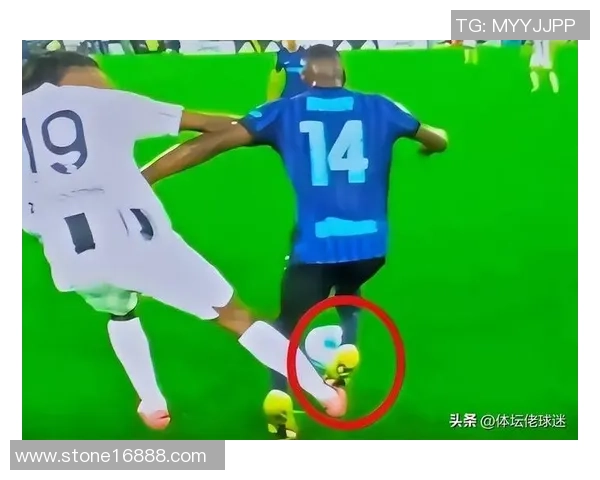 欧联杯激战曼联与国米握手言和神奇扑救引发争议判罚热议